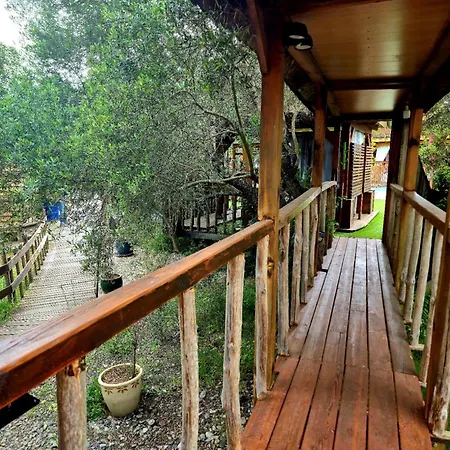 O Fil De L'eau Piscine Acces Riviere