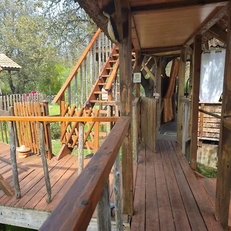 O Fil De L'eau Piscine Acces Riviere Bed & Breakfast Omessa