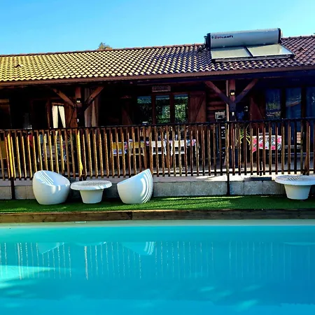 O Fil De L'eau Bed & Breakfast
