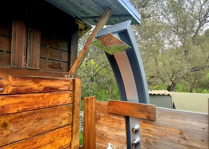 O Fil De L'eau Piscine Acces Riviere Omessa