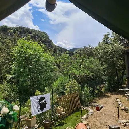 O Fil De L'eau Bed & Breakfast