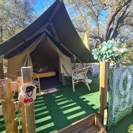 O Fil De L'eau Bed & Breakfast Omessa