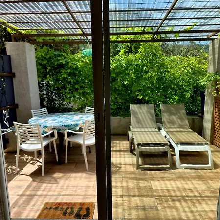 Bed & Breakfast O Fil De L'eau Omessa
