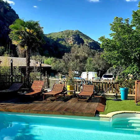 O Fil De L'eau Bed & Breakfast *