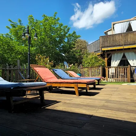 O Fil De L'eau Piscine Acces Riviere 4*