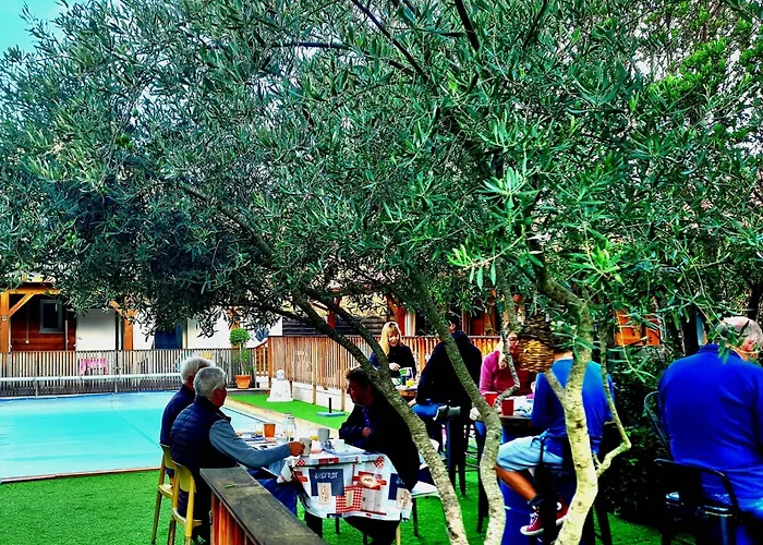 Bed & Breakfast O Fil De L'eau Piscine Acces Riviere 4*