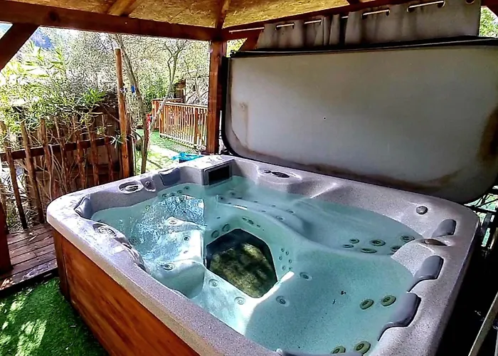 O Fil De L'eau Piscine Acces Riviere