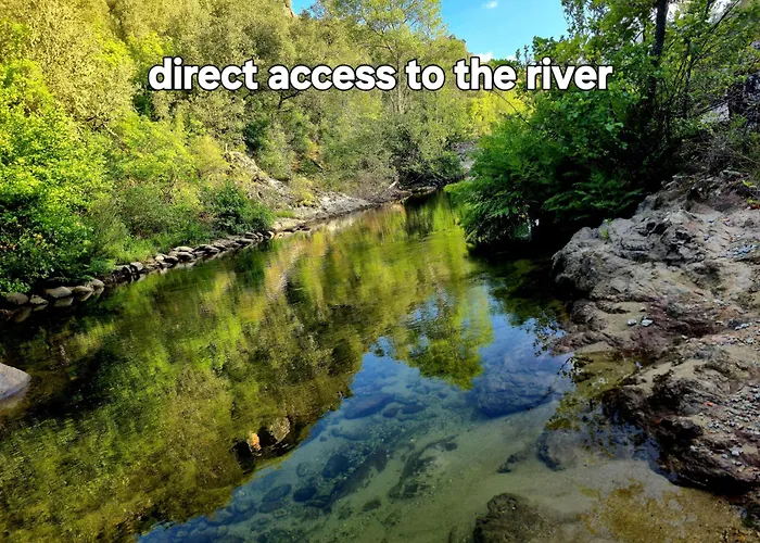 O Fil De L'eau Piscine Acces Riviere Bed & Breakfast Omessa